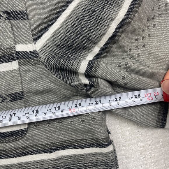 NWT Dravus Shirt Mens S Grey Aztec Print AOP LongSleeve Button Up Flannel Skate - Picture 10 of 13